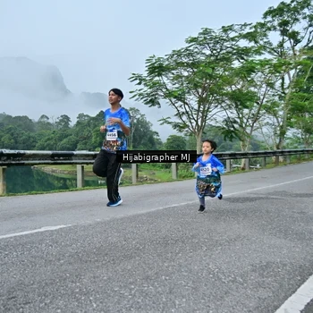 Runner Photo 7611158