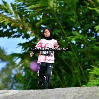 Runner Photo 7611159