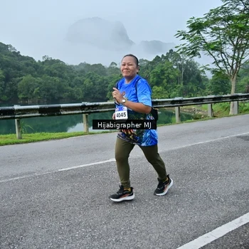Runner Photo 7611179