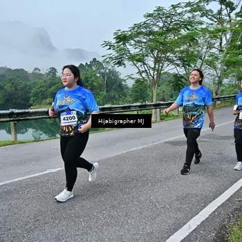 Runner Photo 7611180