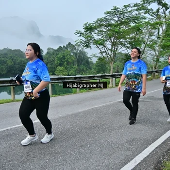 Runner Photo 7611182