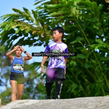 Runner Photo 7611187