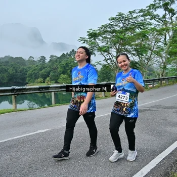 Runner Photo 7611193