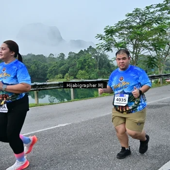 Runner Photo 7611199