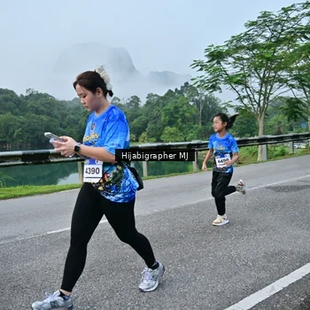 Runner Photo 7611217