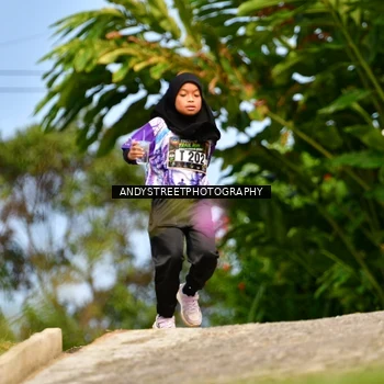 Runner Photo 7611241
