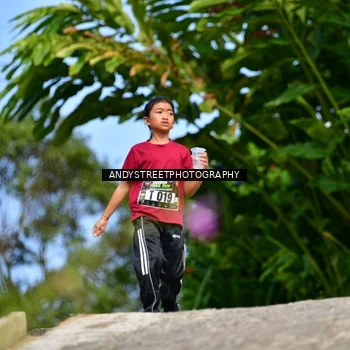Runner Photo 7611242