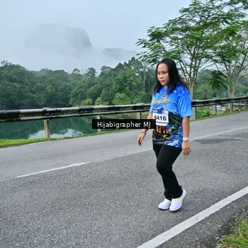 Runner Photo 7611251