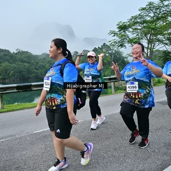 Runner Photo 7611252