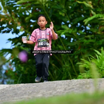 Runner Photo 7611254