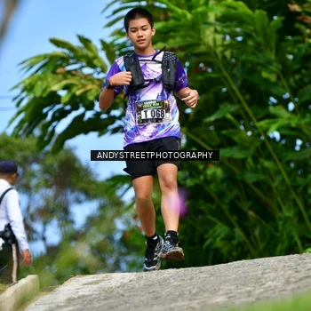 Runner Photo 7611282