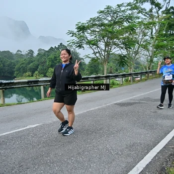 Runner Photo 7611298