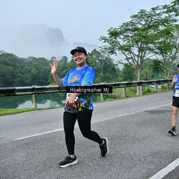 Runner Photo 7611304