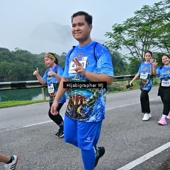 Runner Photo 7611310