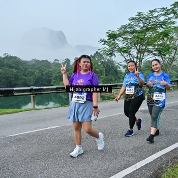 Runner Photo 7611311