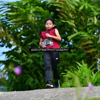 Runner Photo 7611315