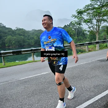 Runner Photo 7611325
