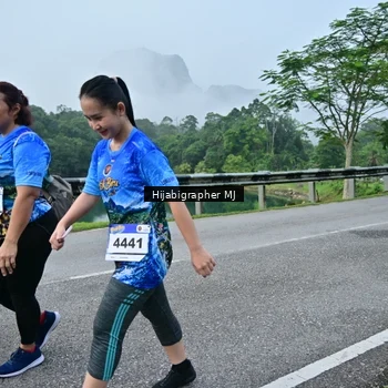 Runner Photo 7611335
