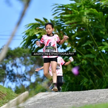 Runner Photo 7611336