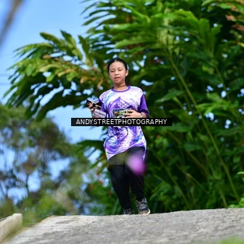 Runner Photo 7611340