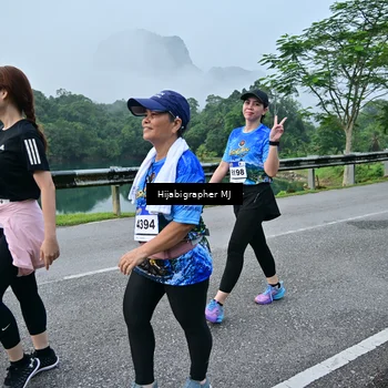 Runner Photo 7611347
