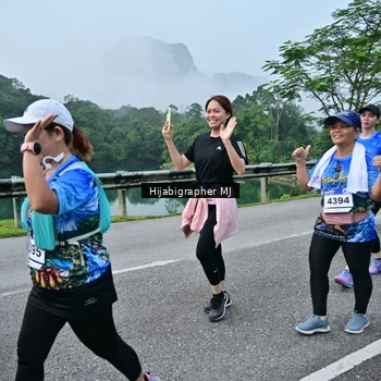 Runner Photo 7611365