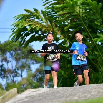 Runner Photo 7611402
