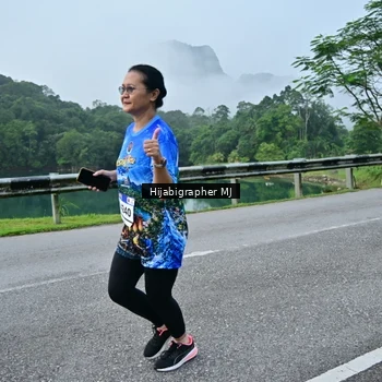 Runner Photo 7611412
