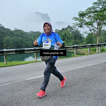 Runner Photo 7611422