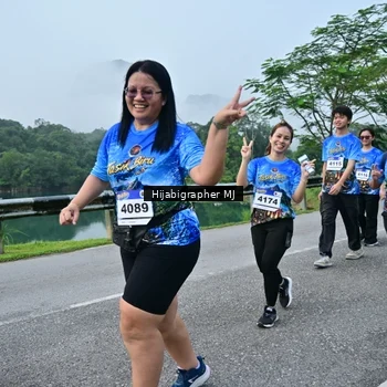Runner Photo 7611433