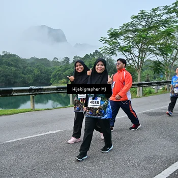 Runner Photo 7611475