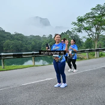 Runner Photo 7611476