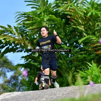 Runner Photo 7611513