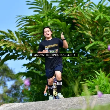 Runner Photo 7611518