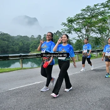 Runner Photo 7611569
