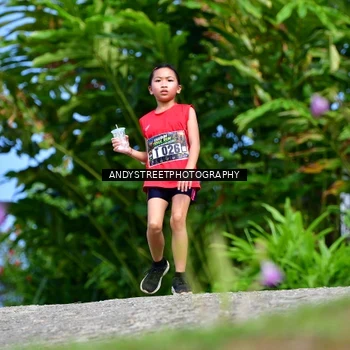 Runner Photo 7611573