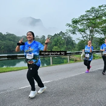 Runner Photo 7611617