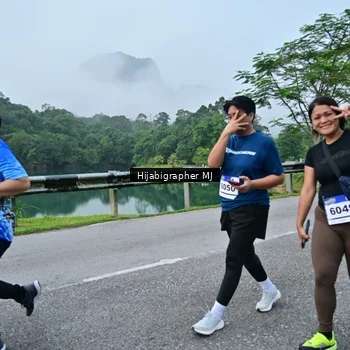 Runner Photo 7611672