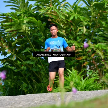 Runner Photo 7611675