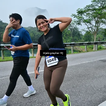 Runner Photo 7611678