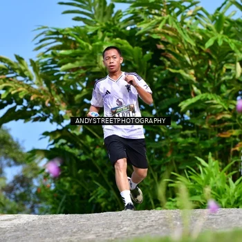 Runner Photo 7611680