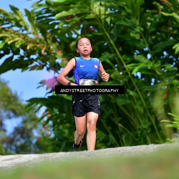 Runner Photo 7611683