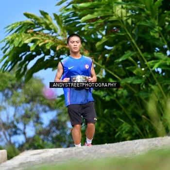 Runner Photo 7611700