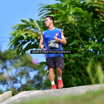 Runner Photo 7611703