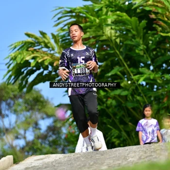 Runner Photo 7611718