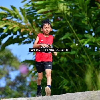 Runner Photo 7611733