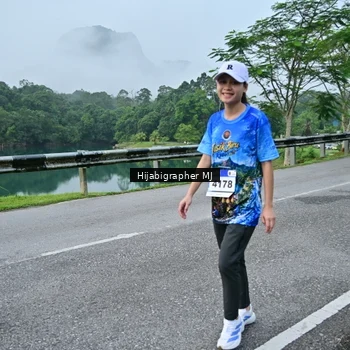 Runner Photo 7611747