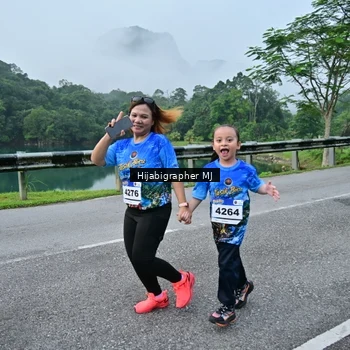 Runner Photo 7611773