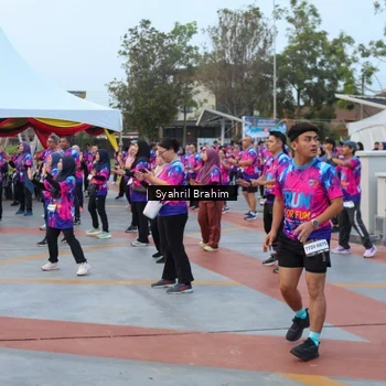 Runner Photo 7611841