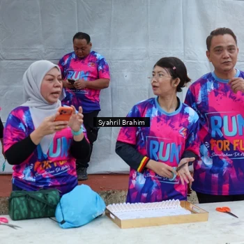 Runner Photo 7611852
